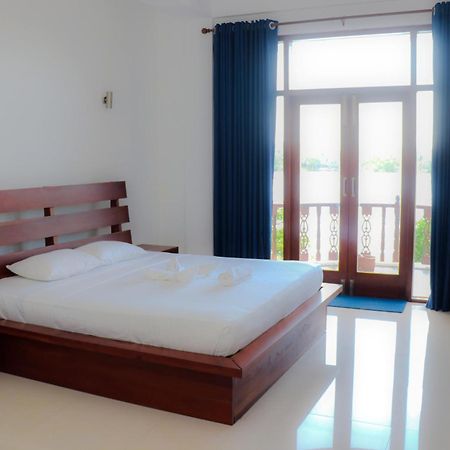 Villa Hamburg Aluthgama Buitenkant foto